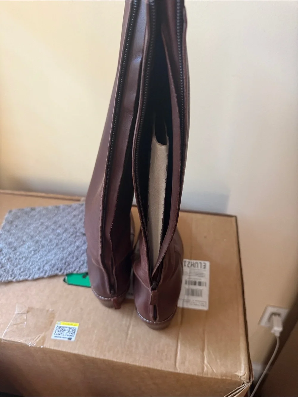 Coach Women’s Brown Leather Mid-Calf Boots, size 10b, gently worn